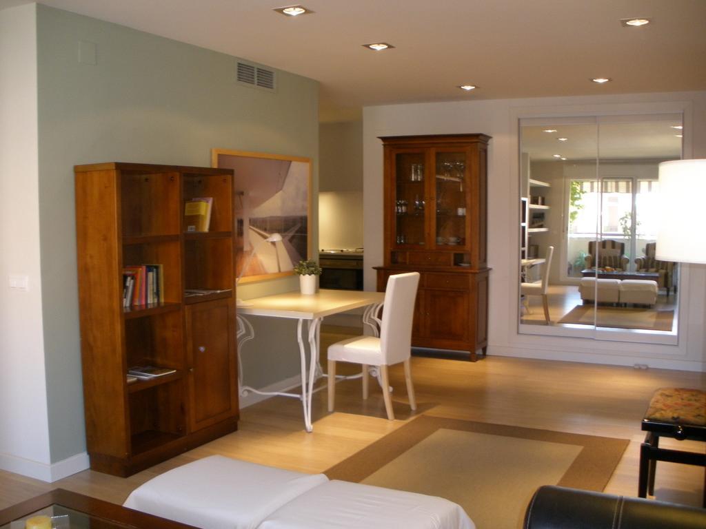 Apartamento Tibula Teatro Parking 메리다 객실 사진